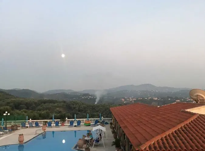 Voula 3* Agios Stefanos Avliotes (Corfu)