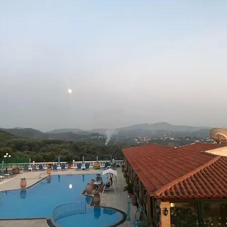 Voula 3* Агиос Стефанос