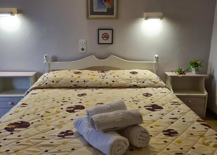 Voula 3* Agios Stefanos Avliotes (Corfu)