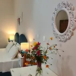 Voula Couette-café 3*